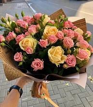 Букет цветов из:  Розы #REPLACE_PRED# Первомайский