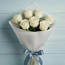 Букет 7 Белых роз Эдлесс Лав в Первомайский