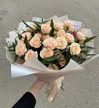 Букет Кремовые розы Латте в Первомайский
