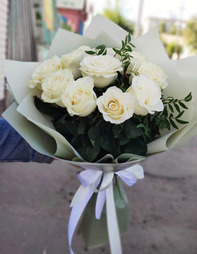 Букет Белые розы Проуд в Первомайский