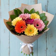 Букет цветов из:  Герберы в Первомайский