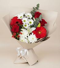 Букет цветов из:  Розы, Хризантемы, Герберы и Лилии в Первомайский