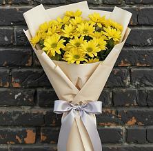 Букет цветов из:  Хризантемы в Первомайский