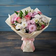 Букет цветов из:  Хризантемы, Альстромерии и Розы в Первомайский