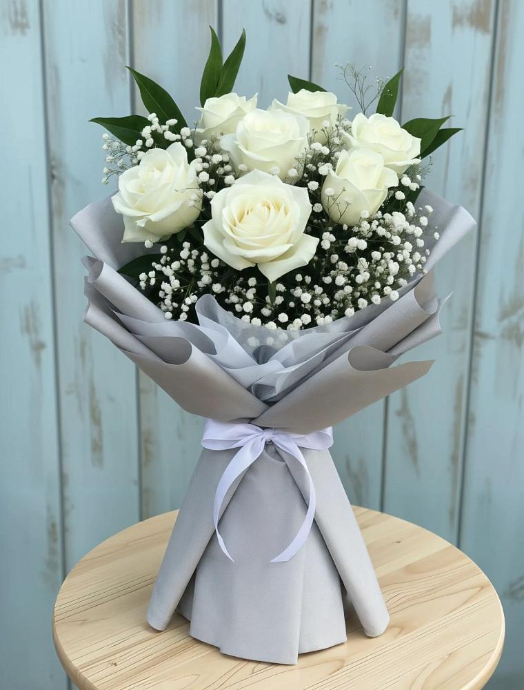 Букет цветов из: Розы в Первомайский