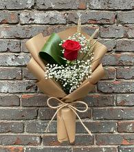 Букет цветов из:  Розы в Первомайский