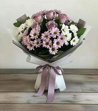 Букет цветов из:  Хризантемы и Розы в Первомайский