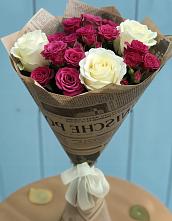Букет цветов из:  Розы в Первомайский