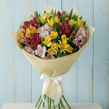 Букет цветов из:  Альстромерии в Первомайский