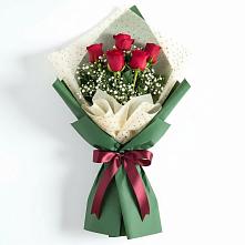 Букет цветов из:  Розы в Первомайский
