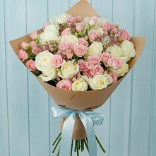 Букет цветов из:  Розы в Первомайский