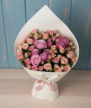 Букет цветов из:  Розы в Первомайский